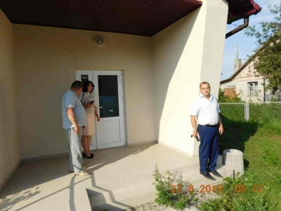 Ремонтні роботи в амбулаторіях сіл Чаруків та Зміїнець на стадії завершення