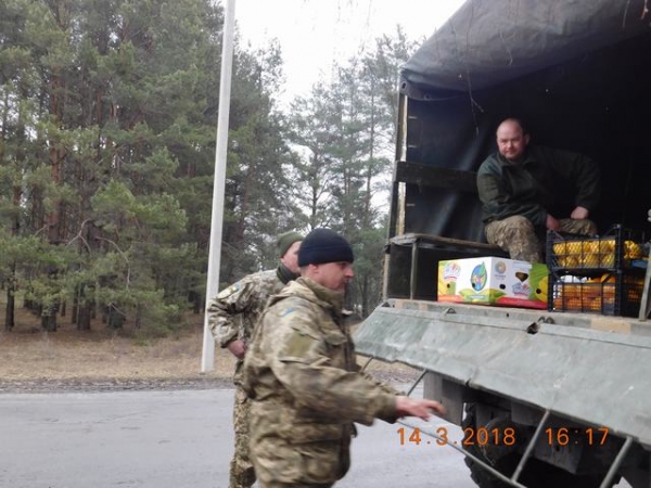 Добровольцем можна бути не лише на війні