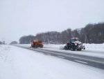 Снігопад та хуртовини на Волині: місцеві дороги розчищає понад 30 одиниць техніки