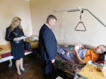 Поважай старих, бо й сам старим будеш