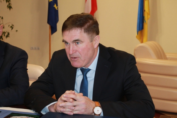 Заступник Міністра аграрної політики та продовольства України Віктор Шеремета закликає фермерів отримати дотації від держави