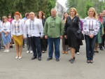 Вишиванка завжди залишається символом гордості, краси та національної єдності. Нехай вишита сорочка для кожного буде оберегом, який приносить удачу, мир і благополуччя.