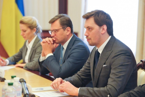 Наша команда продовжить курс європейської та євроатлантичної інтеграції, &ndash; Олексій Гончарук